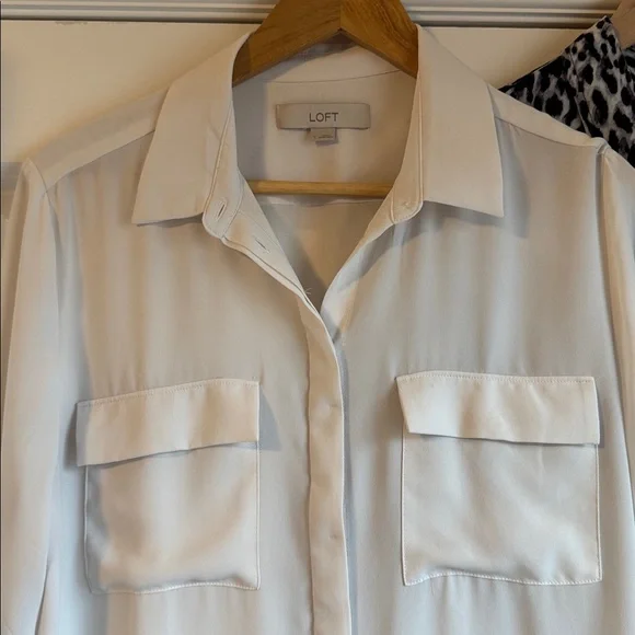 3 Blouses: Banana Republic and Loft - Picture 6 of 13